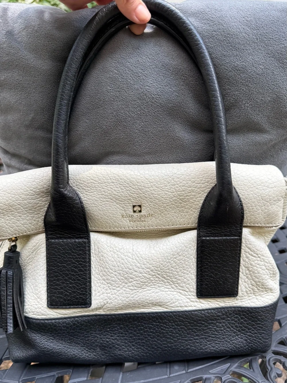 kate spade Black and Cream Two-Tone Leather Shoulder Bag